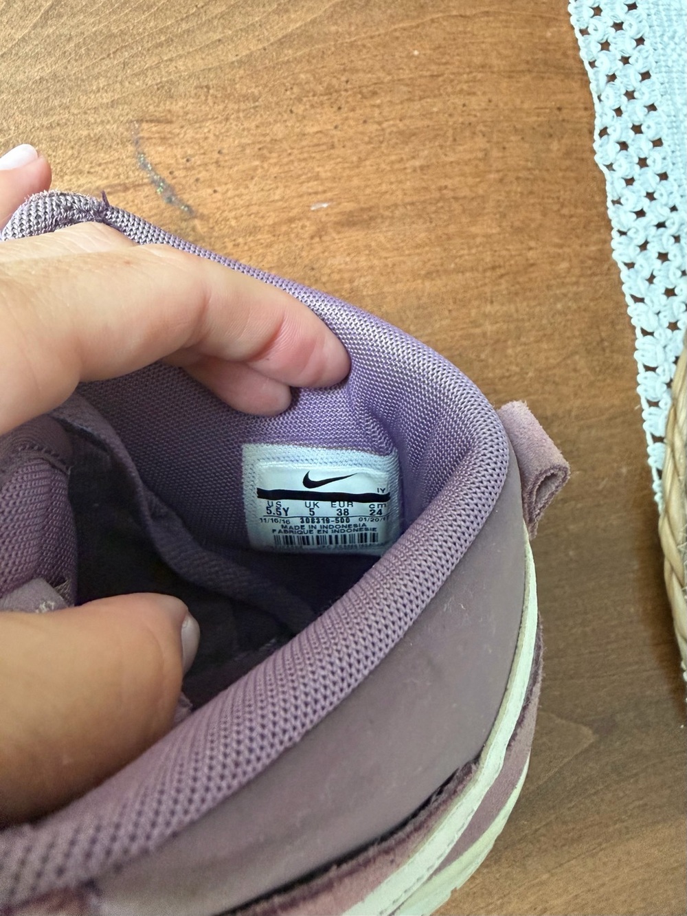Nike Dunks - Picture 4 of 4